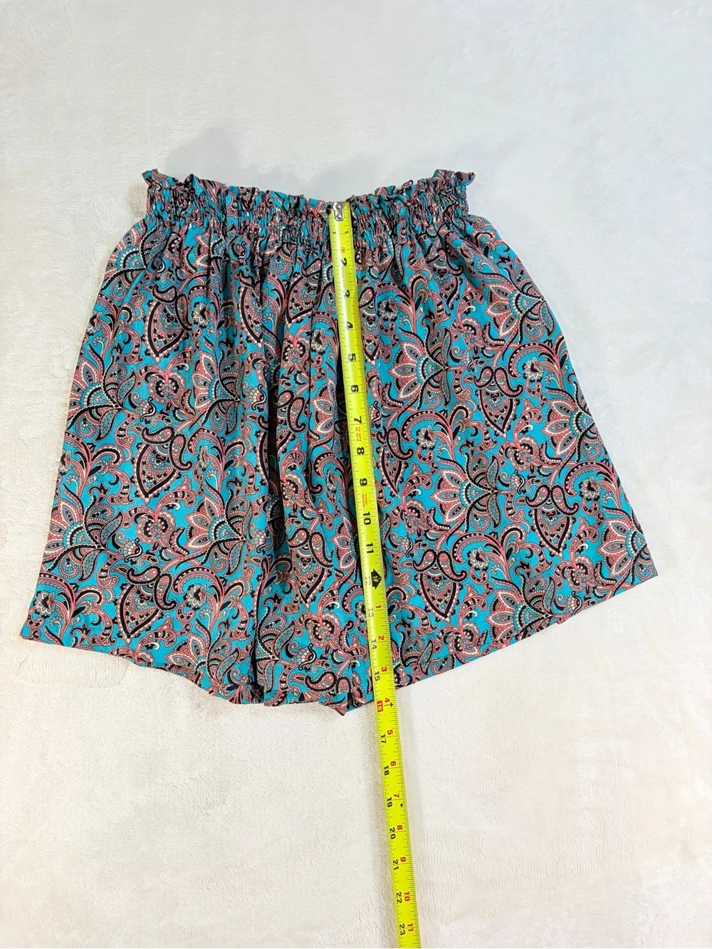 Boho Paisley Flowy Shorts -‎ High Waisted Smocked Summer Silhouette - Small